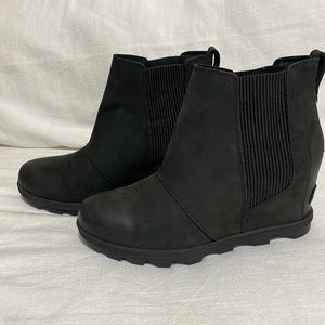Sorel Joan of Arctic Wedge II Chelsea Black 9 B (M)